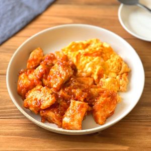 ごはんがすすむ♪鶏チリたまご